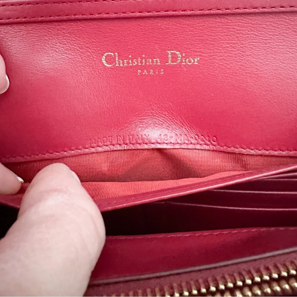 Christian Dior Patent 30 Montaigne Cherry Red Chain Crossbody Pouch Bag - Picture 8 of 10